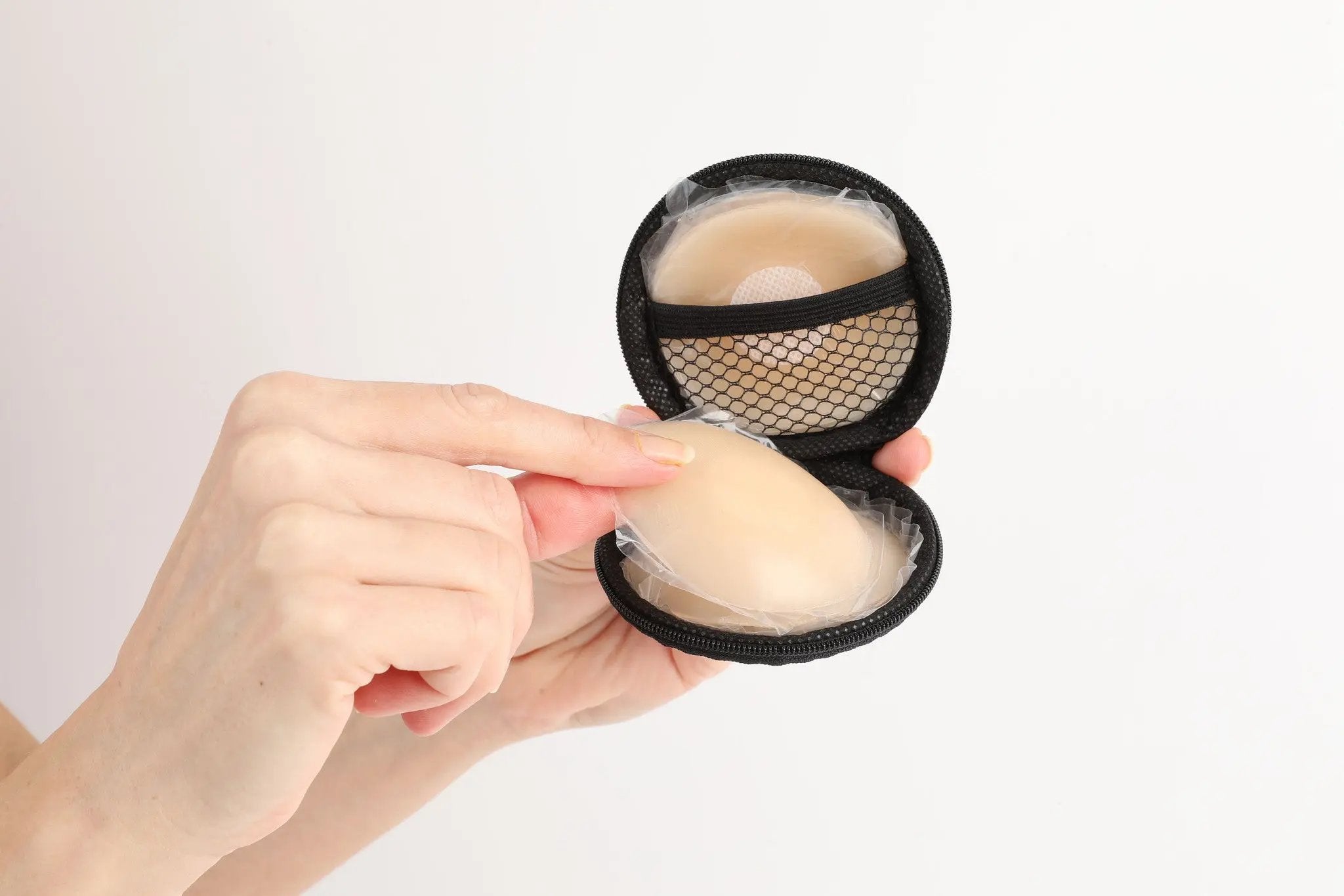 Love Salve Invisible silicone nipple covers - Love Salve